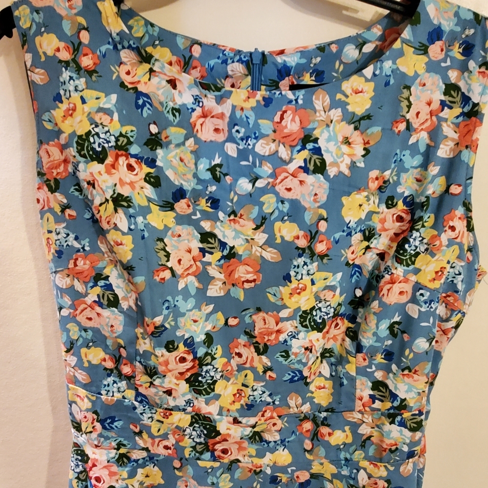 Floral summer dress by iHot